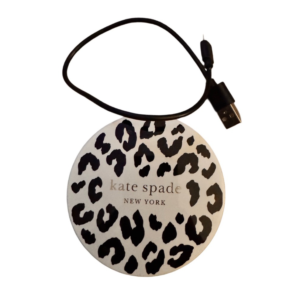 Kate Spade New York External Charger/ Light-up Compact Mirror (charger included)